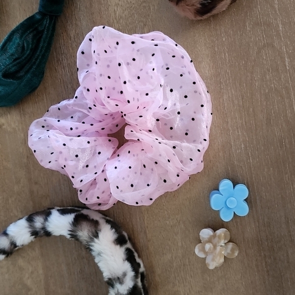 bundle of 11 hair accessories - Picture 5 of 6